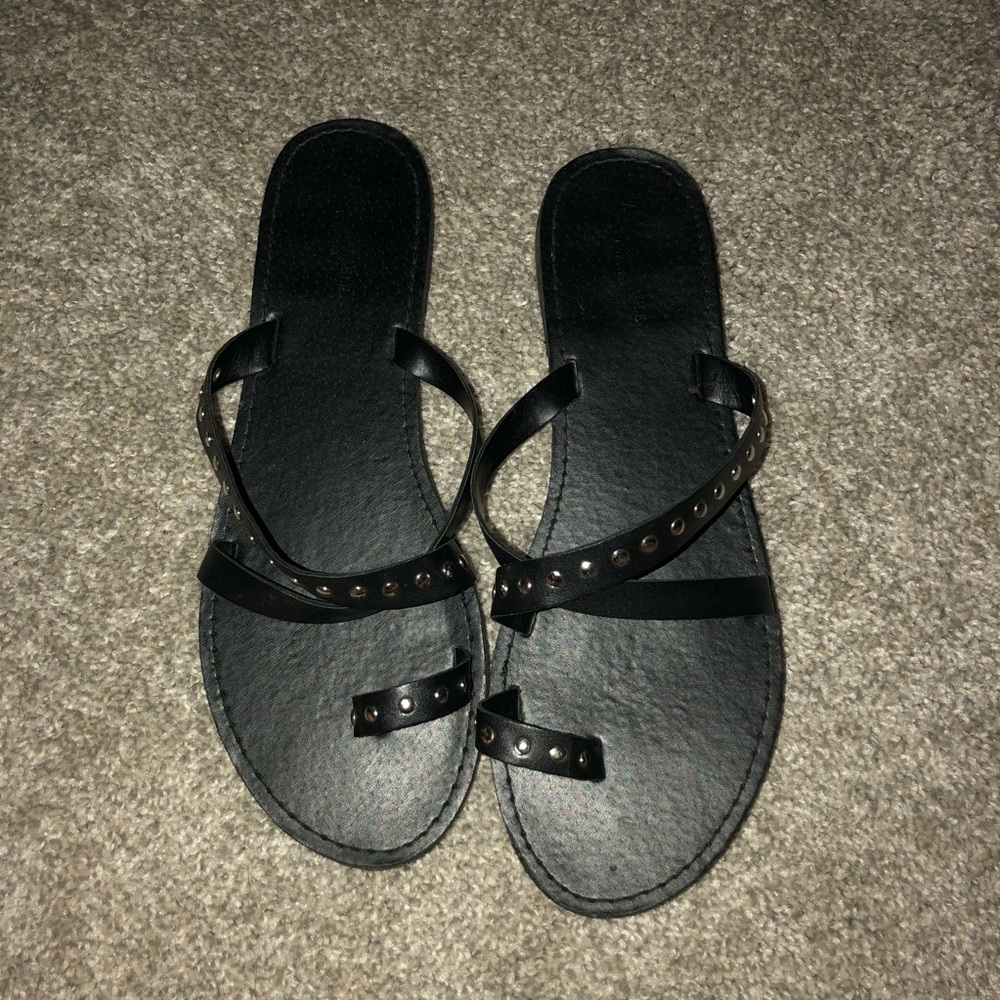 American Eagle Black with Silver Studs Sandal